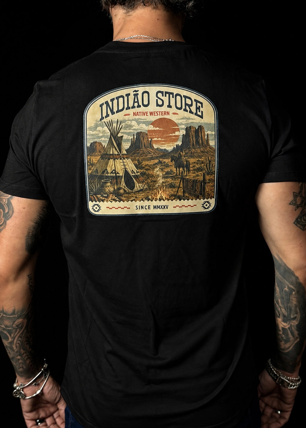 Camiseta Native Western da Indião Store em algodão pima peruano