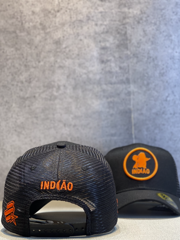 Boné Trucker - Silhueta - Preto e Laranja