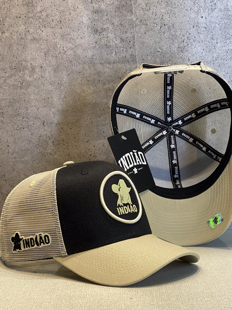 Boné Trucker - Silhueta - Bege com Preto